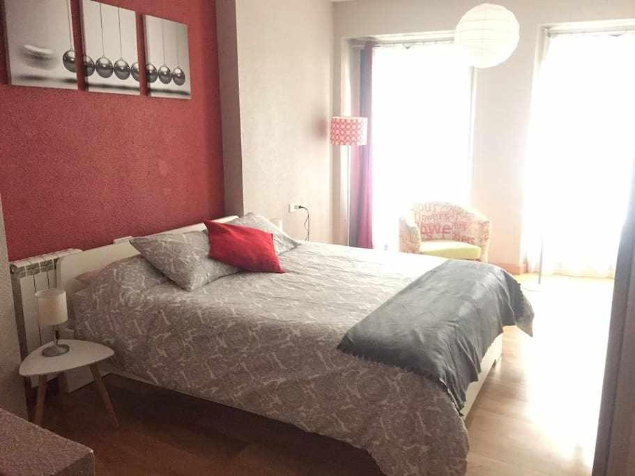 Apartamento Ayla Ayuntamiento Pamplona Esterno foto
