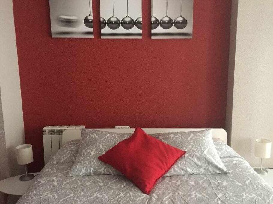 Apartamento Ayla Ayuntamiento Pamplona Esterno foto